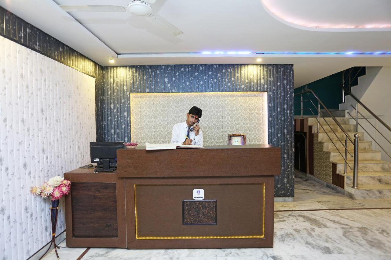 آغْرا Hotel Ganpati Agra المظهر الخارجي الصورة